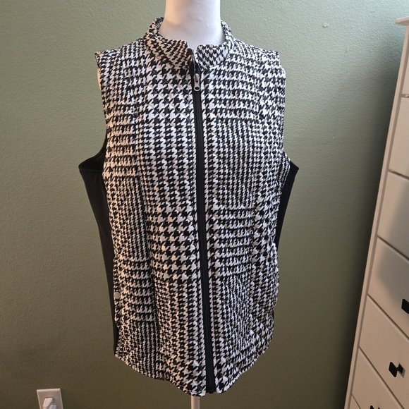 Kim Rogers Black and White Houndstooth Puffer Vest - Picture 1 of 4